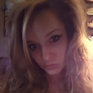 Meet your Posher, Delanie